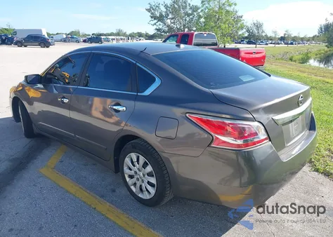 2014 Nissan Altima 2.5 S из США, поврежденный, VIN 1N4AL3AP2EC192526